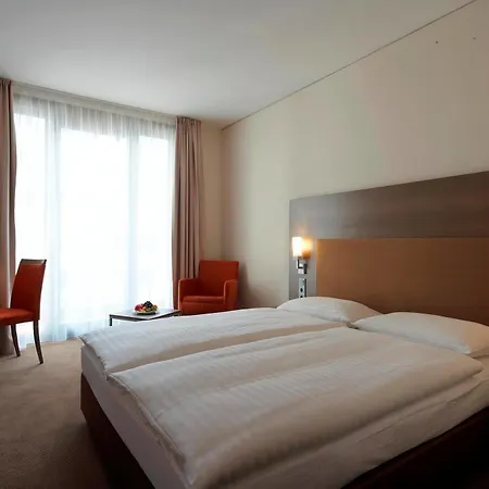 Intercityhotel 4* Dresde