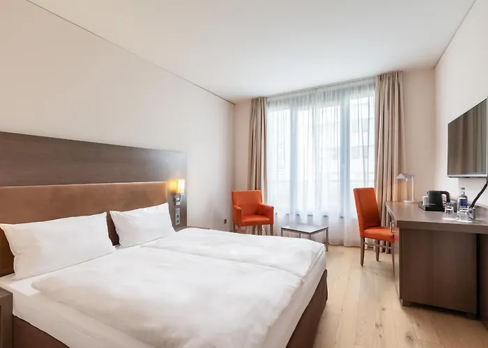 Hotel Intercityhotel 4*