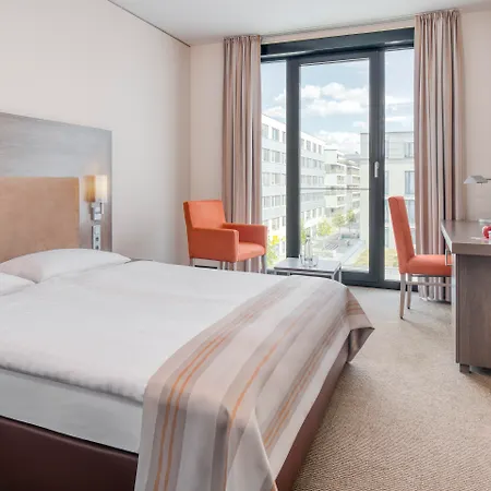 Intercityhotel Hotel 4*