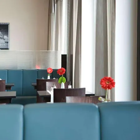 Ξενοδοχείο Intercityhotel