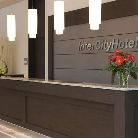 Ξενοδοχείο Intercityhotel 4*