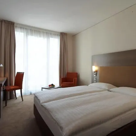 Intercityhotel Hotel 4*