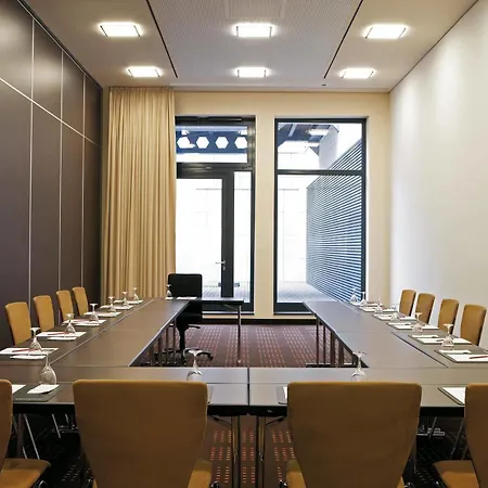 Ξενοδοχείο Intercityhotel