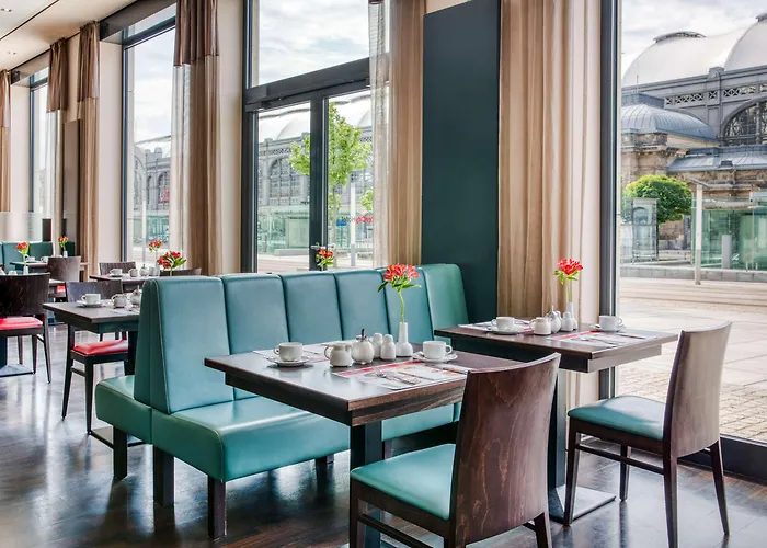 Отель Intercityhotel