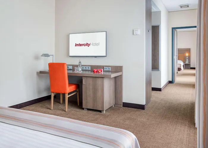 Hotel Intercityhotel 4*