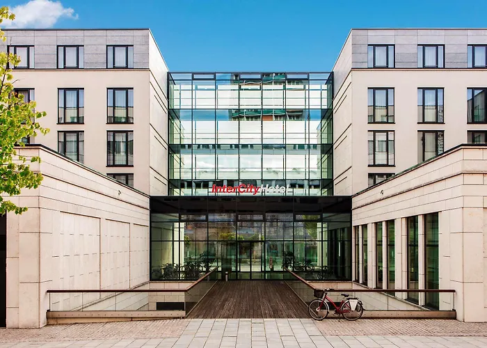 Intercityhotel Hotel 4*