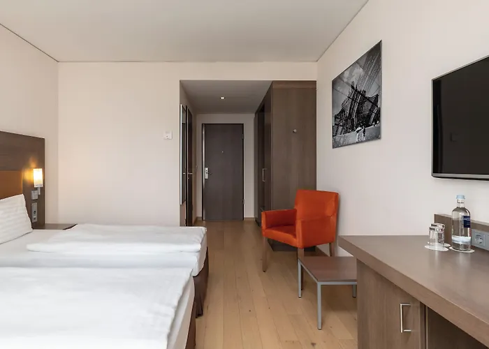 Intercityhotel 4*