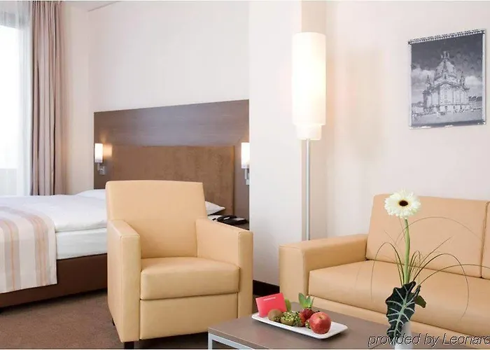 Intercityhotel Отель 4*