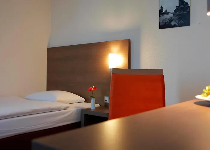 Intercityhotel Отель Дрезден