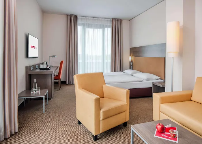 Intercityhotel Ξενοδοχείο 4*