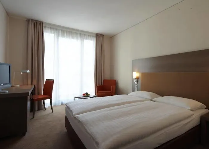 Intercityhotel Ξενοδοχείο 4*